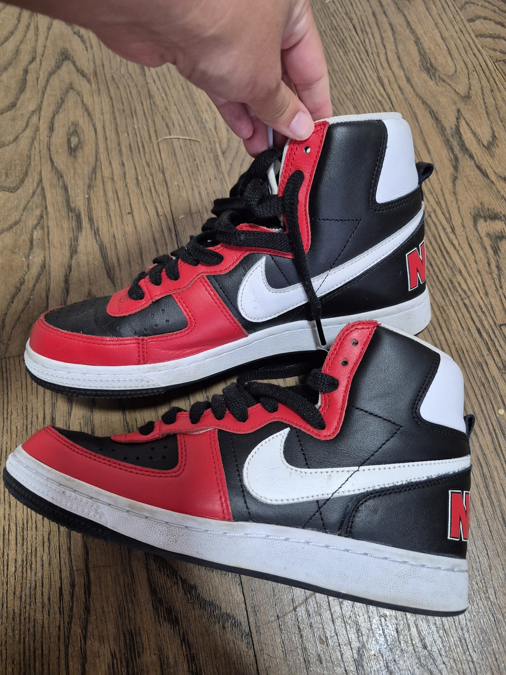Nike Kids' High-Top Basketball Shoes - Black/Red/White